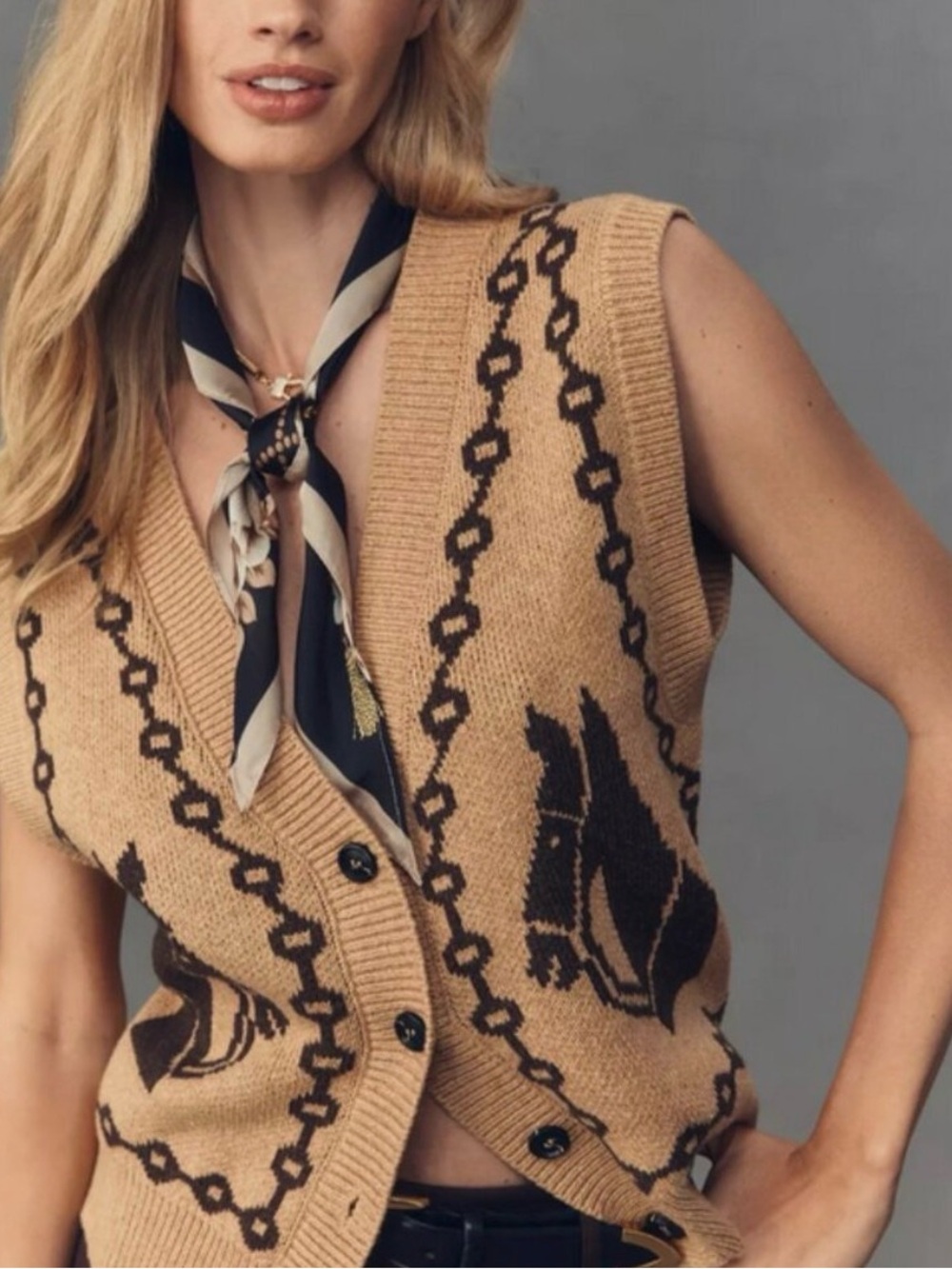 Moon River Tan & Brown Horse-Print XS Knit Vest